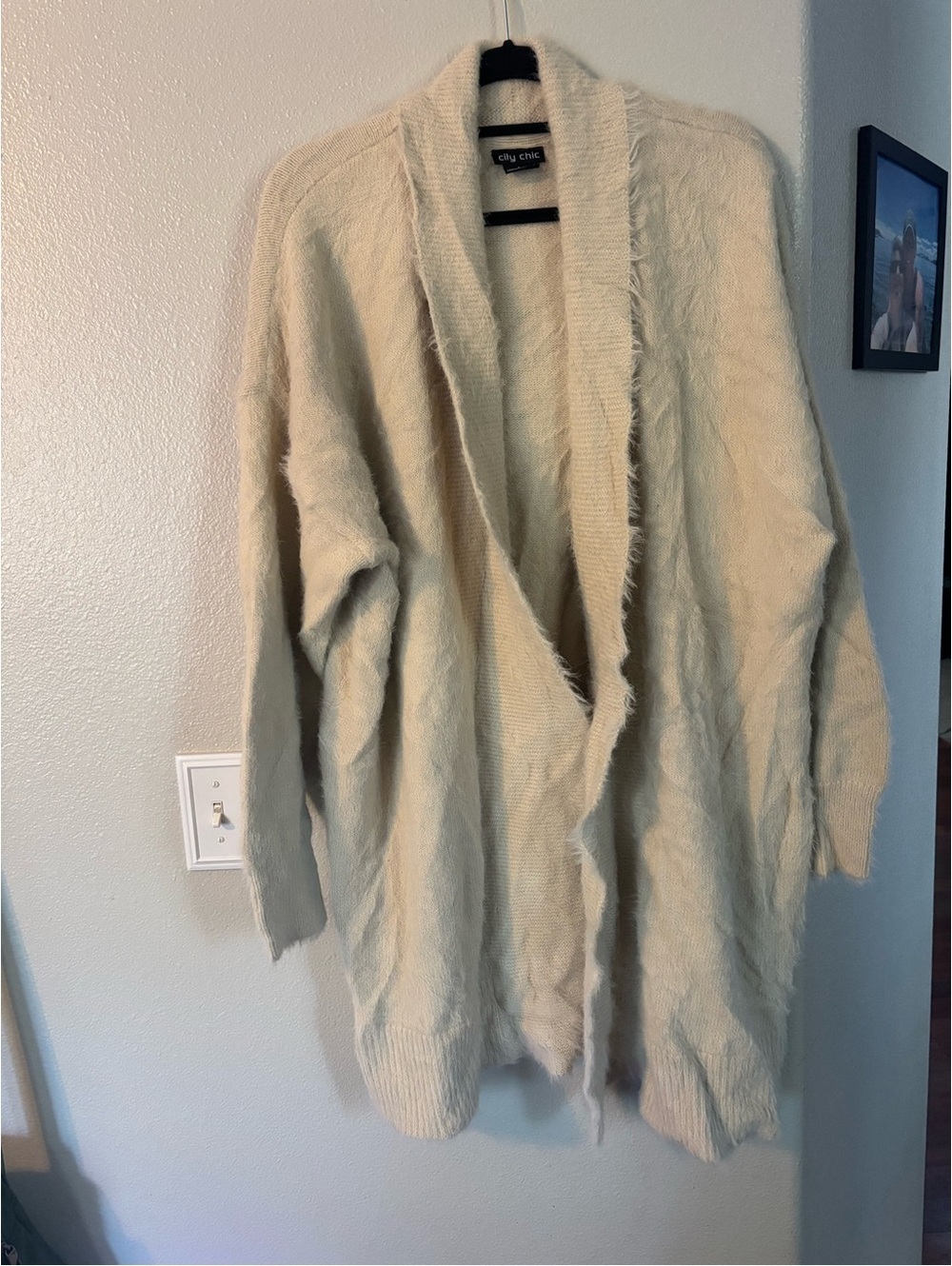 City Chic Soft Cream Fuzzy Open Cardigan L (20)